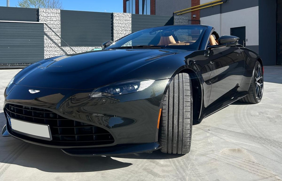 Aston Martin Vantage